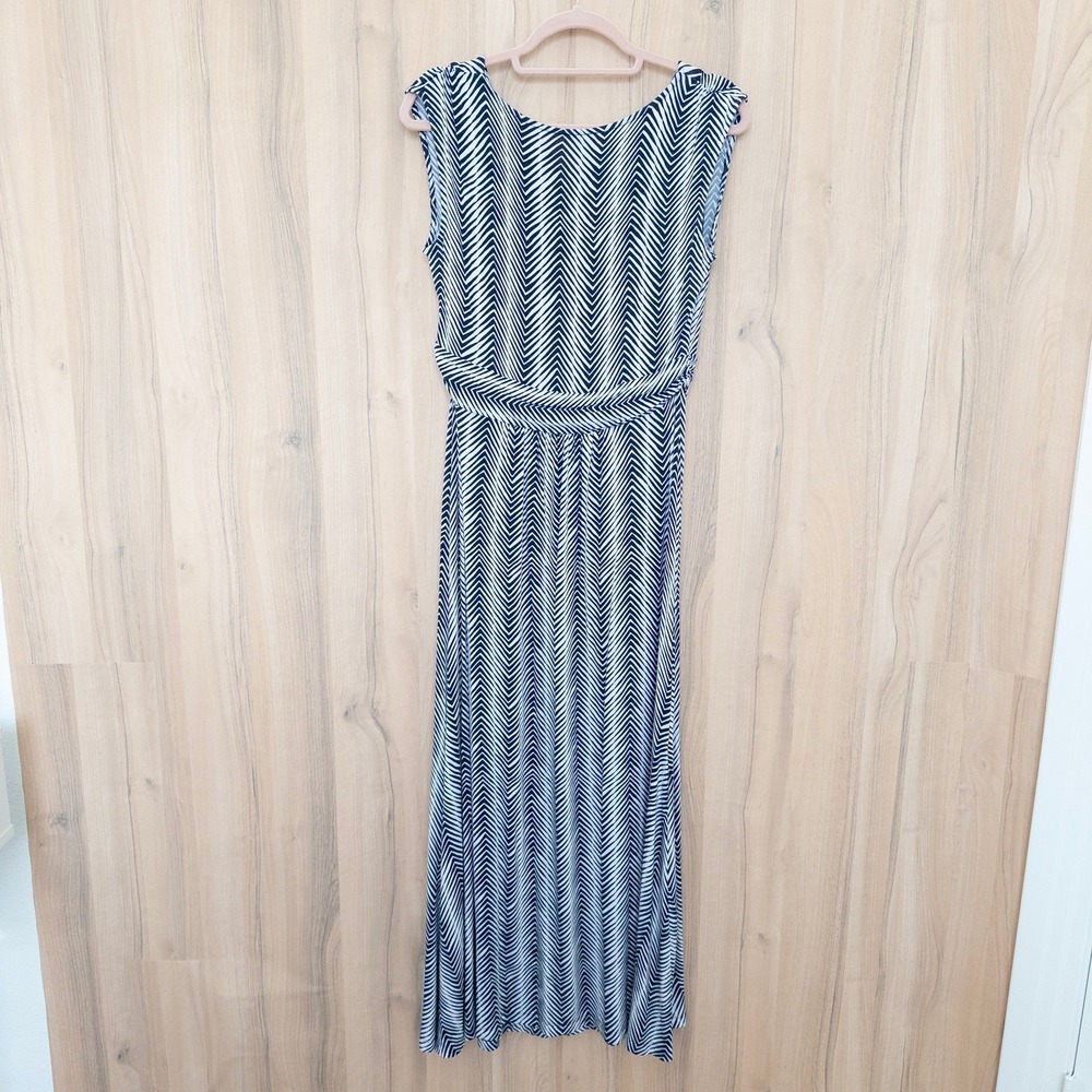 Talbots Womens Maxi Dress Size MP Navy White Chevron Resort Nautical Casual Chic - Picture 8 of 9